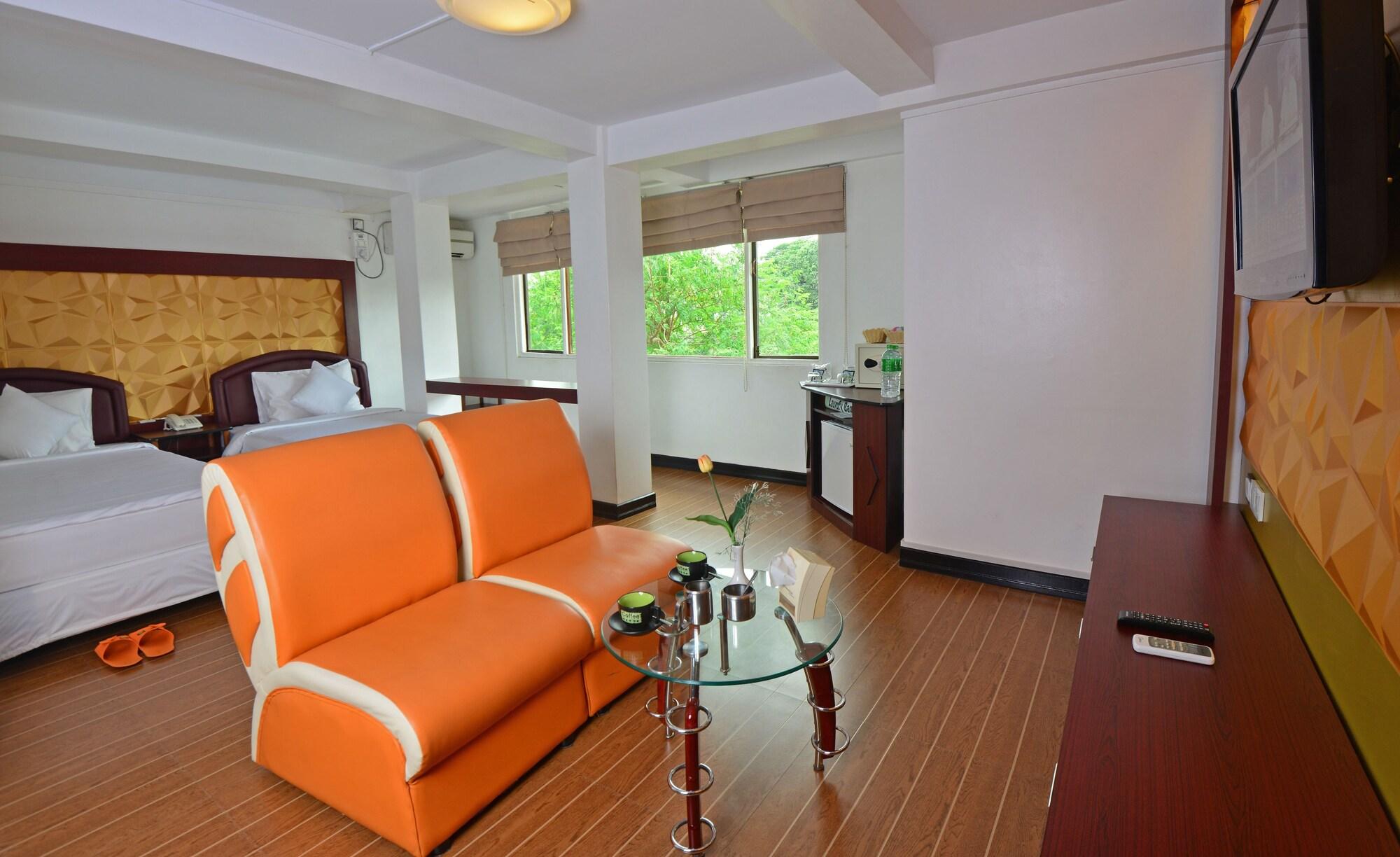 Clover Hotel Yangon Eksteriør bilde