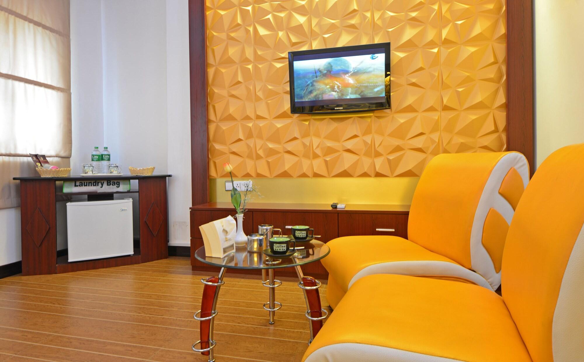 Clover Hotel Yangon Eksteriør bilde
