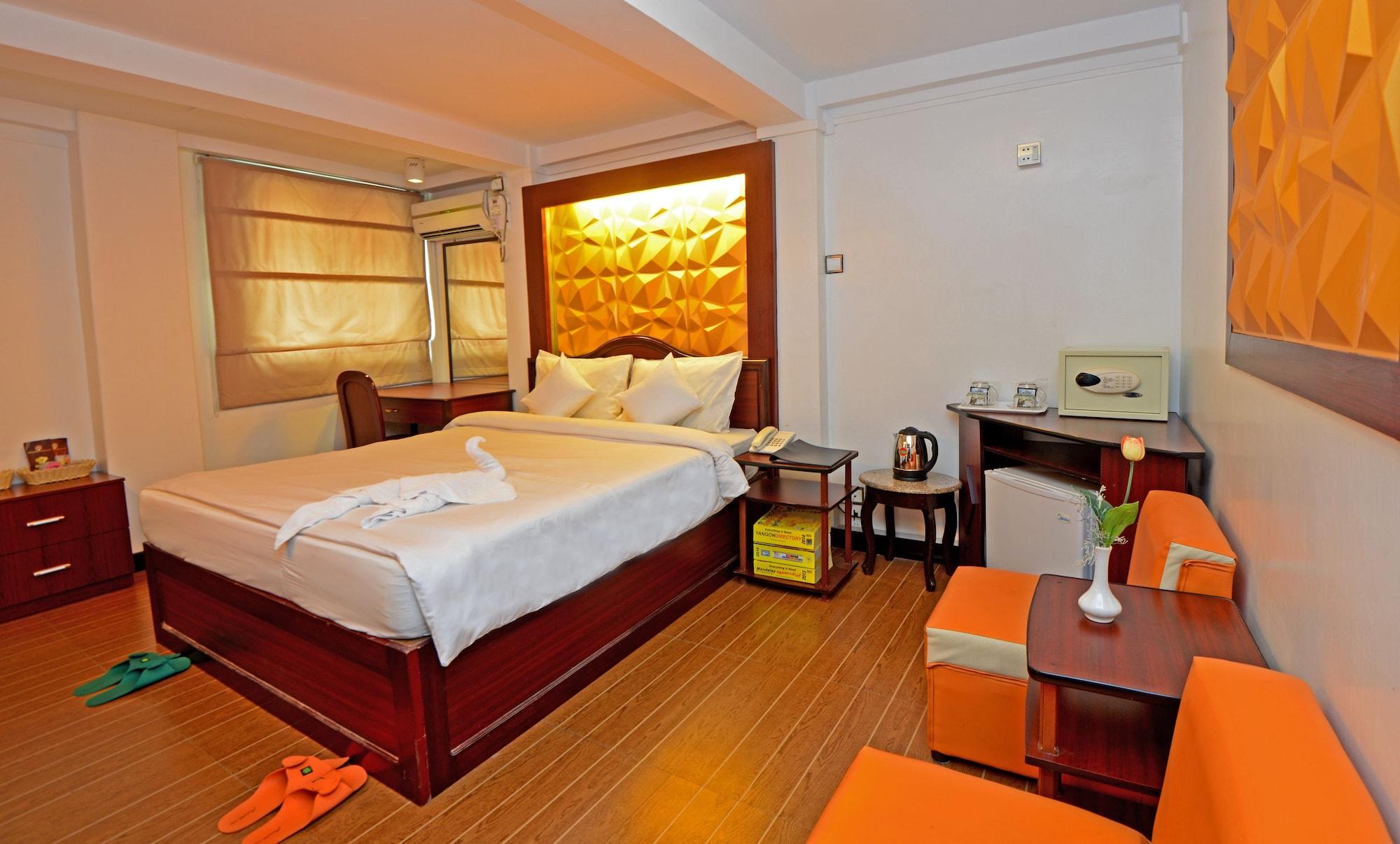 Clover Hotel Yangon Eksteriør bilde