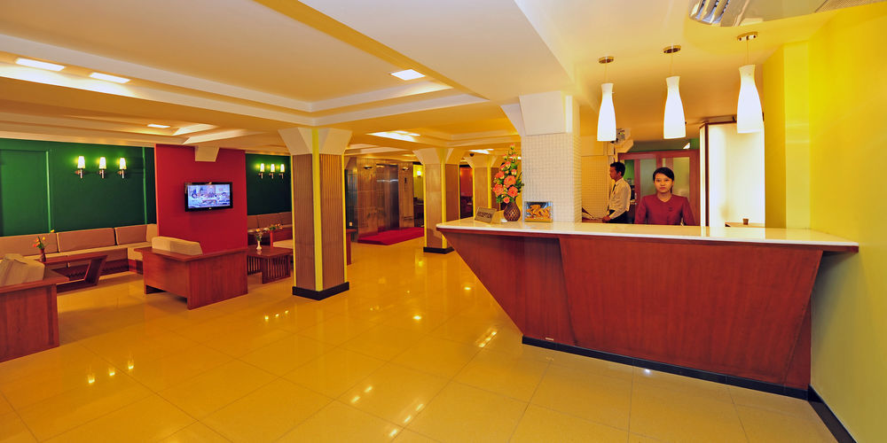 Clover Hotel Yangon Eksteriør bilde