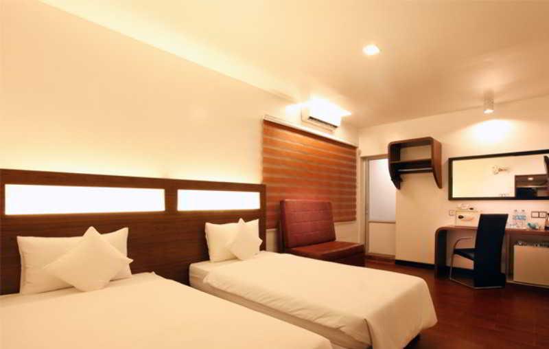 Clover Hotel Yangon Eksteriør bilde