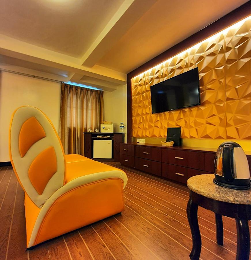 Clover Hotel Yangon Eksteriør bilde